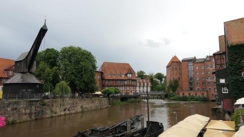 Alter Kran im Hafen